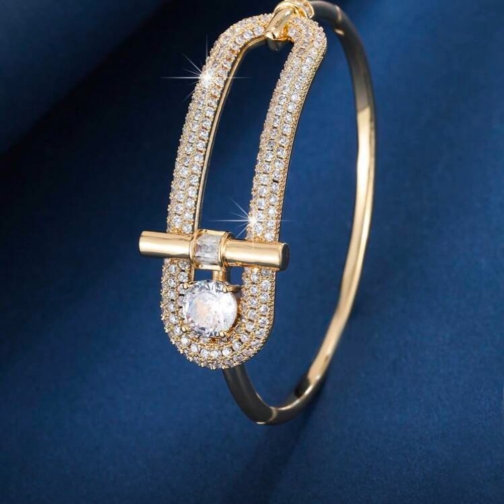 Elegant Gold and Silver Women's Bracelet